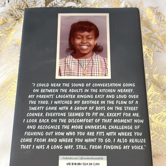 Becoming Michelle Obama Book - Picture 2 of 6